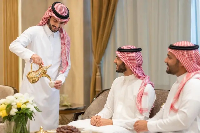 صباب قهوه في الرياض: ضيافة مرتبة من الاستقبال إلى الختام